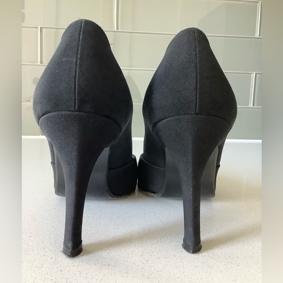 Stuart Weitzman Black Silk Pointed Toe Heels 
Size: 7 1/2 - Picture 3 of 6